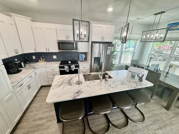 Ocean View Ocean Lakes 4BR | Golf Cart | Steps to Beach | Sleeps 9 - Image 4