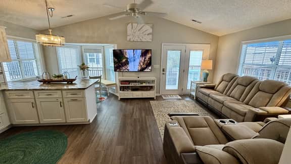 Ocean Lakes Ocean View Beach House | 4th House From Beach | Golf Cart | Sleeps 8 - Image 2